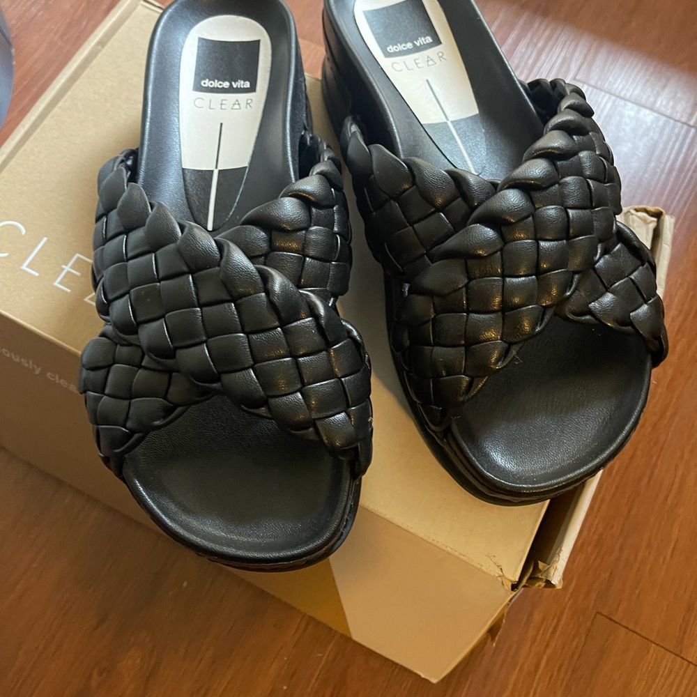 NEW Dolce Vita Wrenly Shoes Black